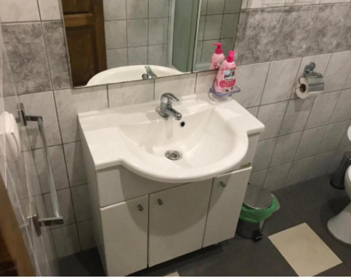 Guesthouse San Antonio Плоче Екстериор снимка