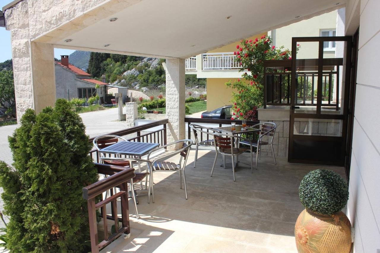 Guesthouse San Antonio Плоче Екстериор снимка